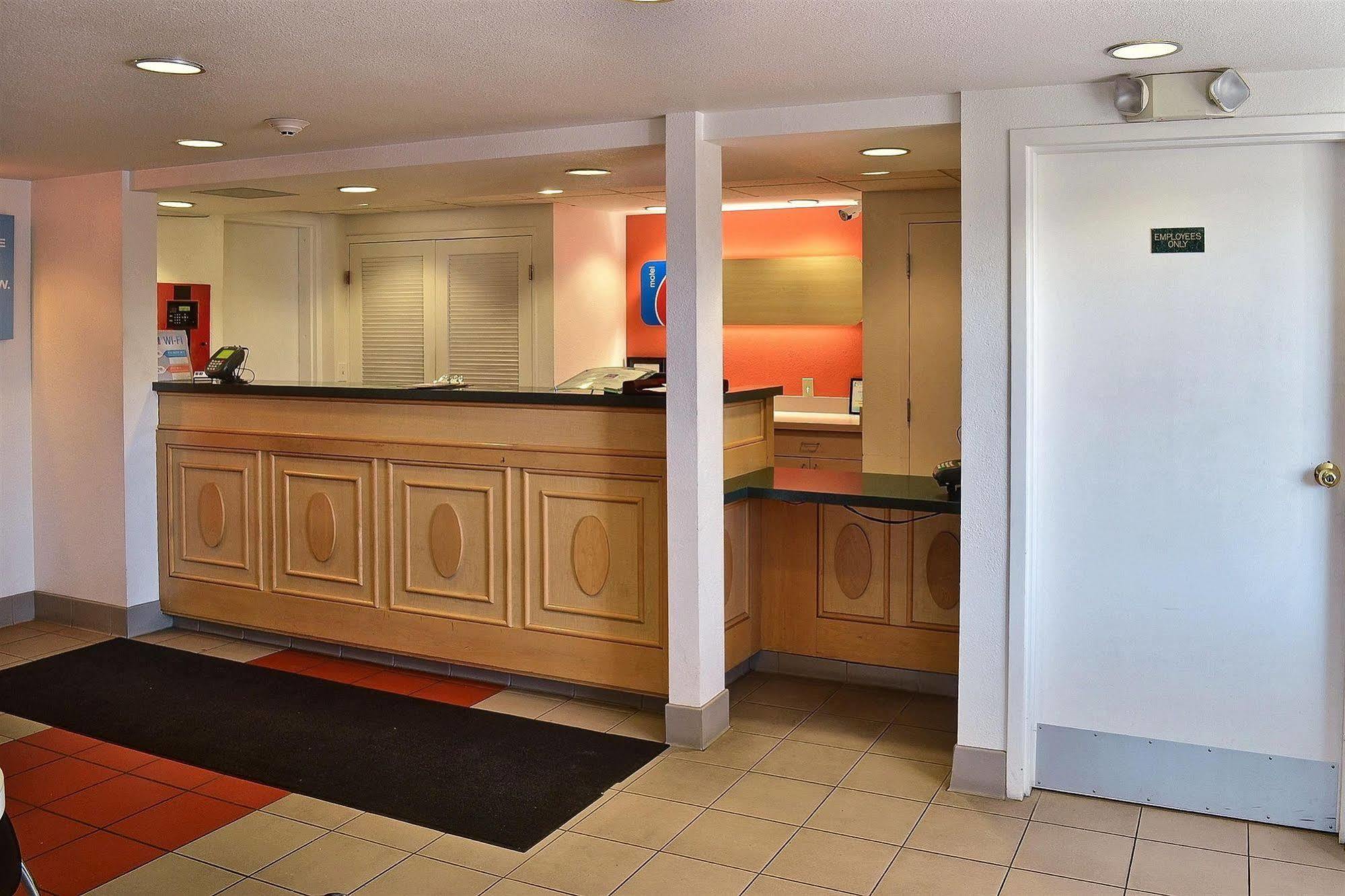 Motel 6-Billings, Mt - North ภายนอก รูปภาพ