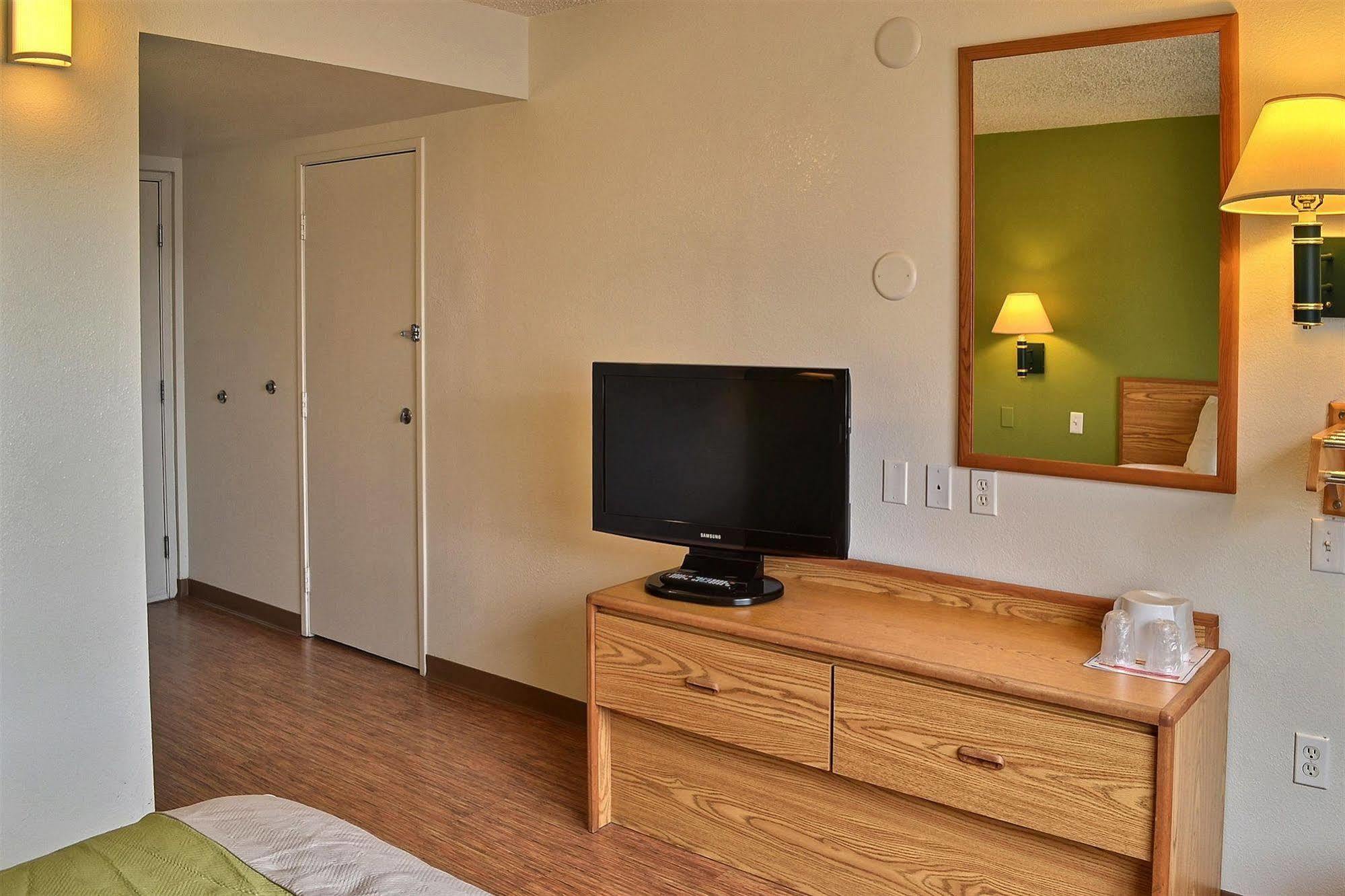 Motel 6-Billings, Mt - North ภายนอก รูปภาพ